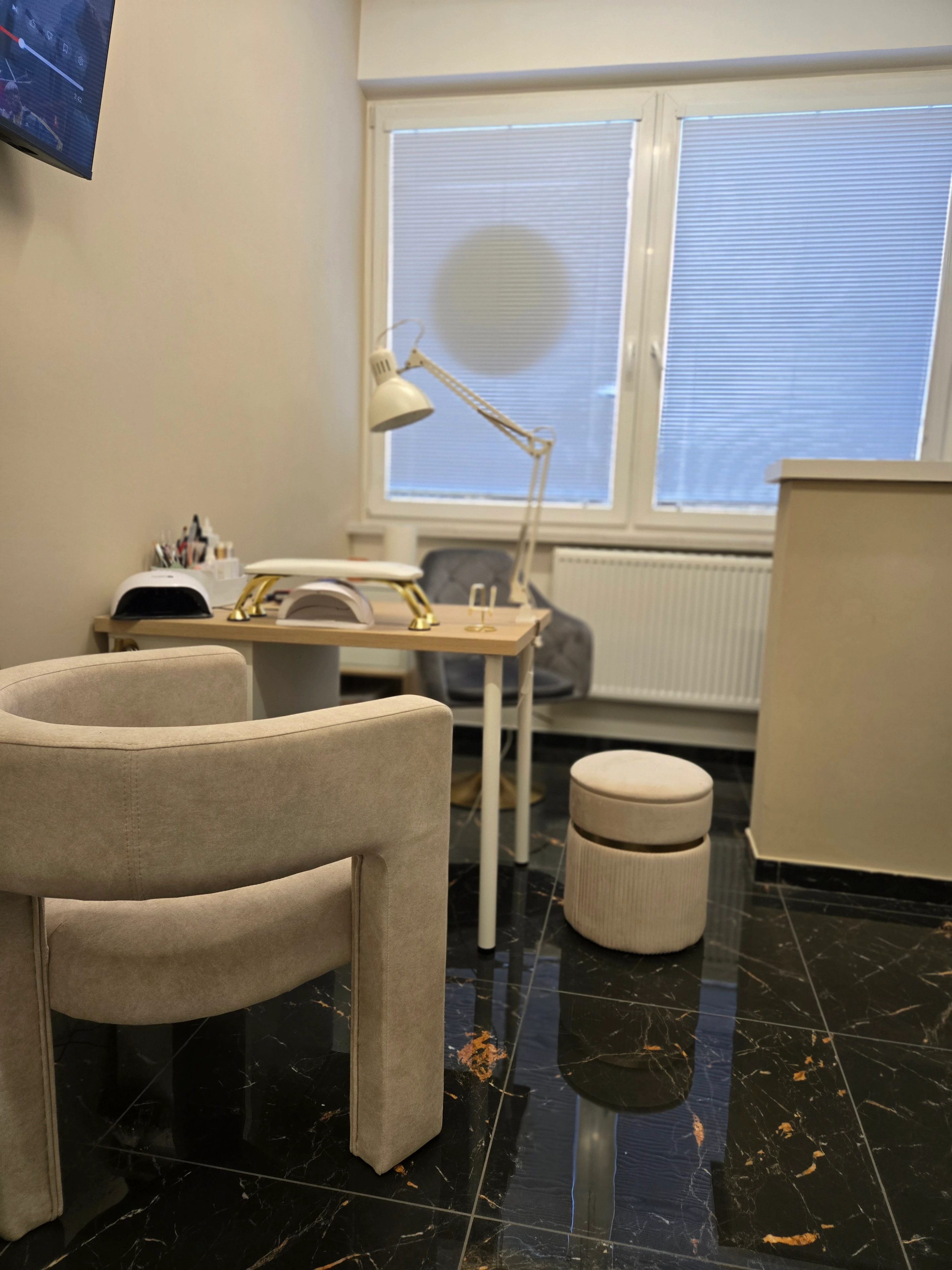 nailstable